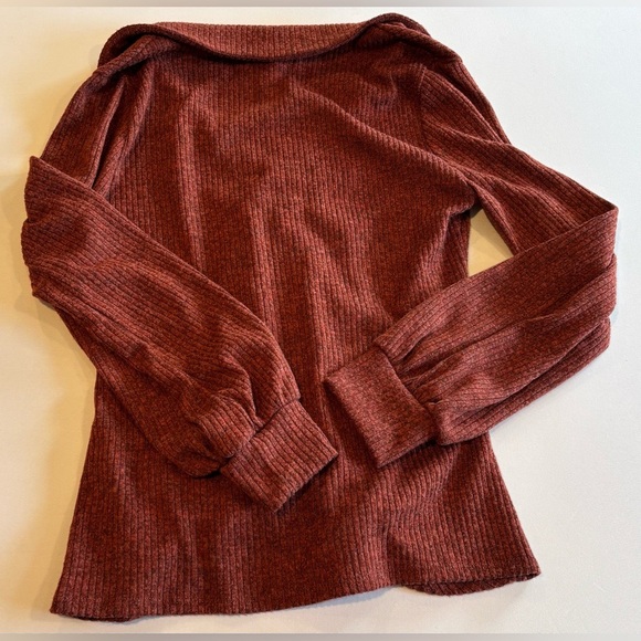 GILLI Women’s Collared Long Sleeve Brown Top with Gathered Front Detail Small - Picture 4 of 9